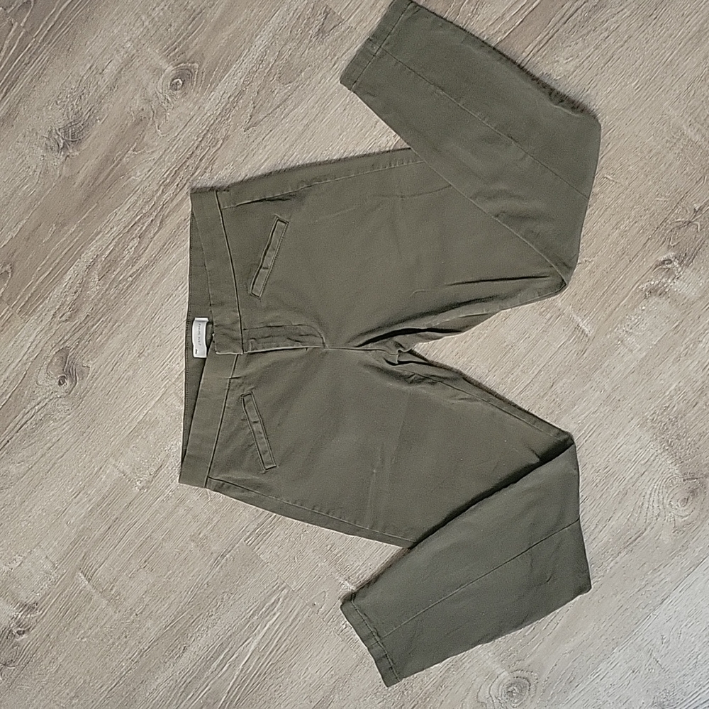 GAP Olive Green Pixie Pants